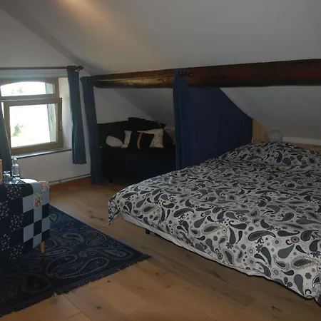 Couette-café Le Buisson 4*